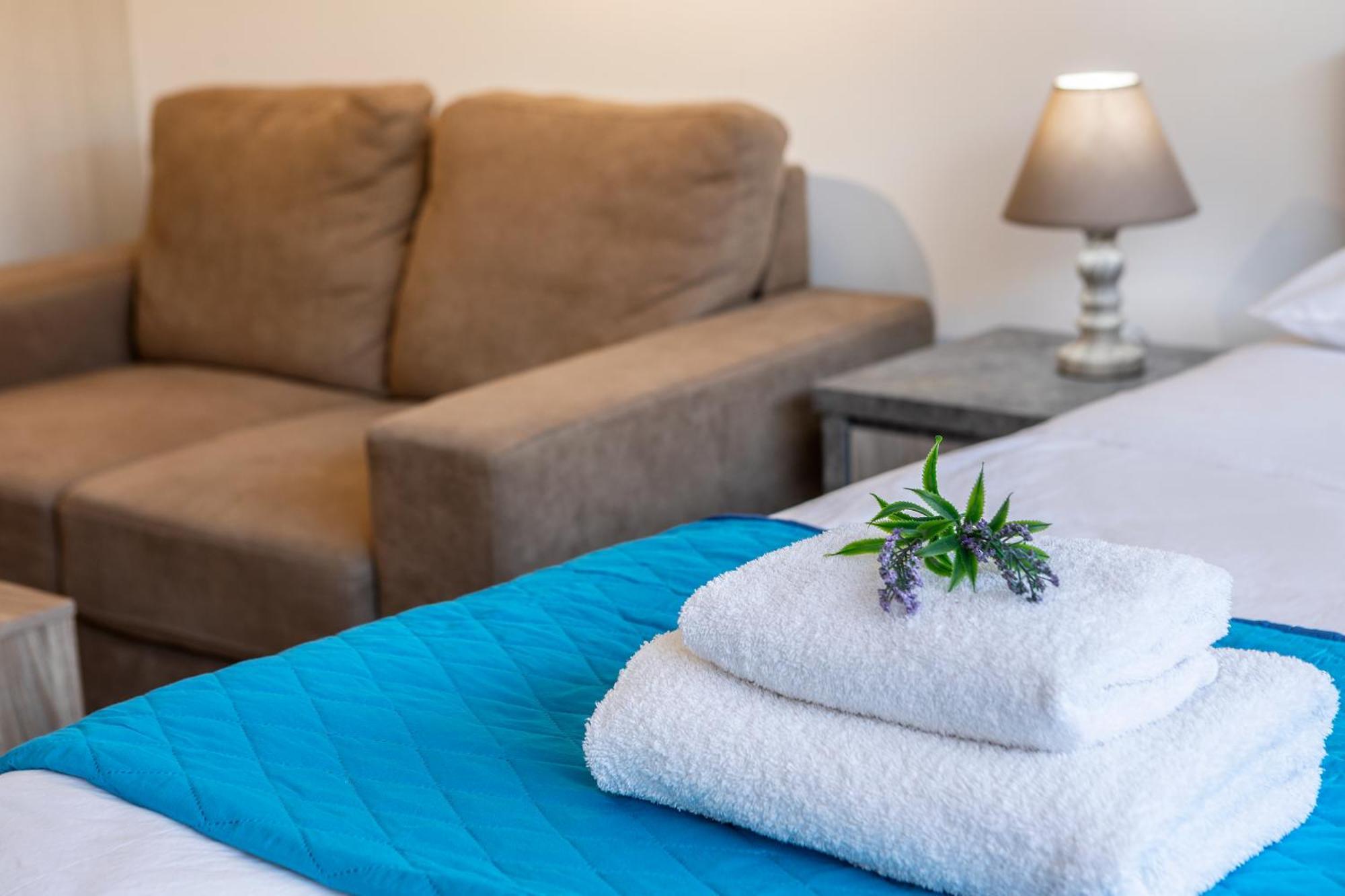 C-Premium Apts 100M From Beach And City Centre ลาร์นาคา ภายนอก รูปภาพ