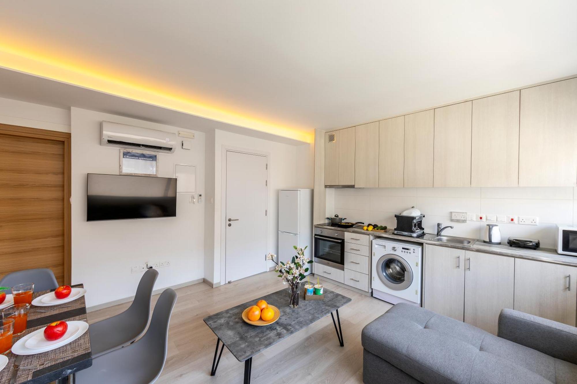 C-Premium Apts 100M From Beach And City Centre ลาร์นาคา ภายนอก รูปภาพ