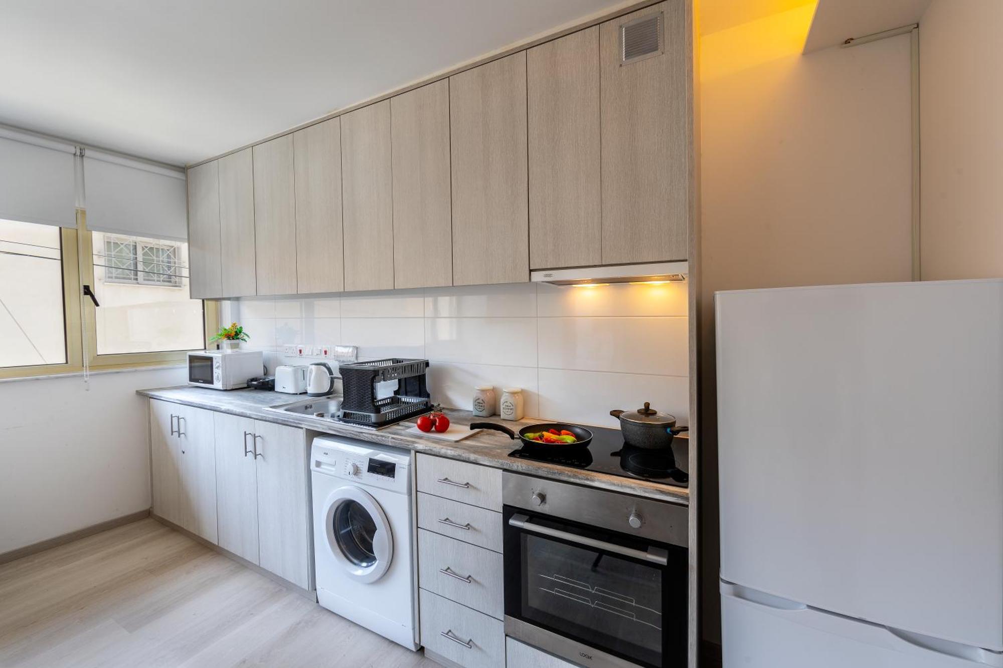 C-Premium Apts 100M From Beach And City Centre ลาร์นาคา ภายนอก รูปภาพ